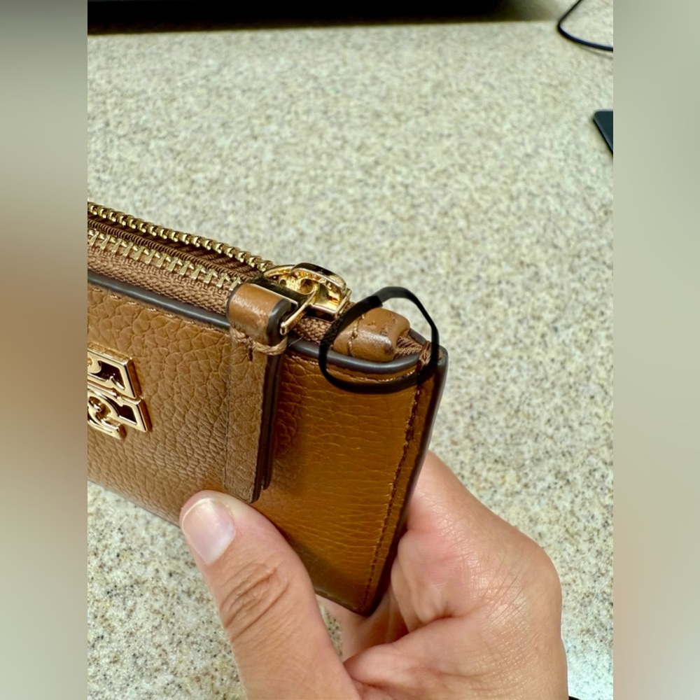 Tory Burch Wallet - Picture 11 of 12